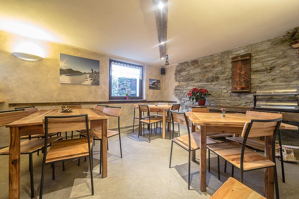 Alpe Rebelle Bed & Breakfast Bionaz Exterior photo