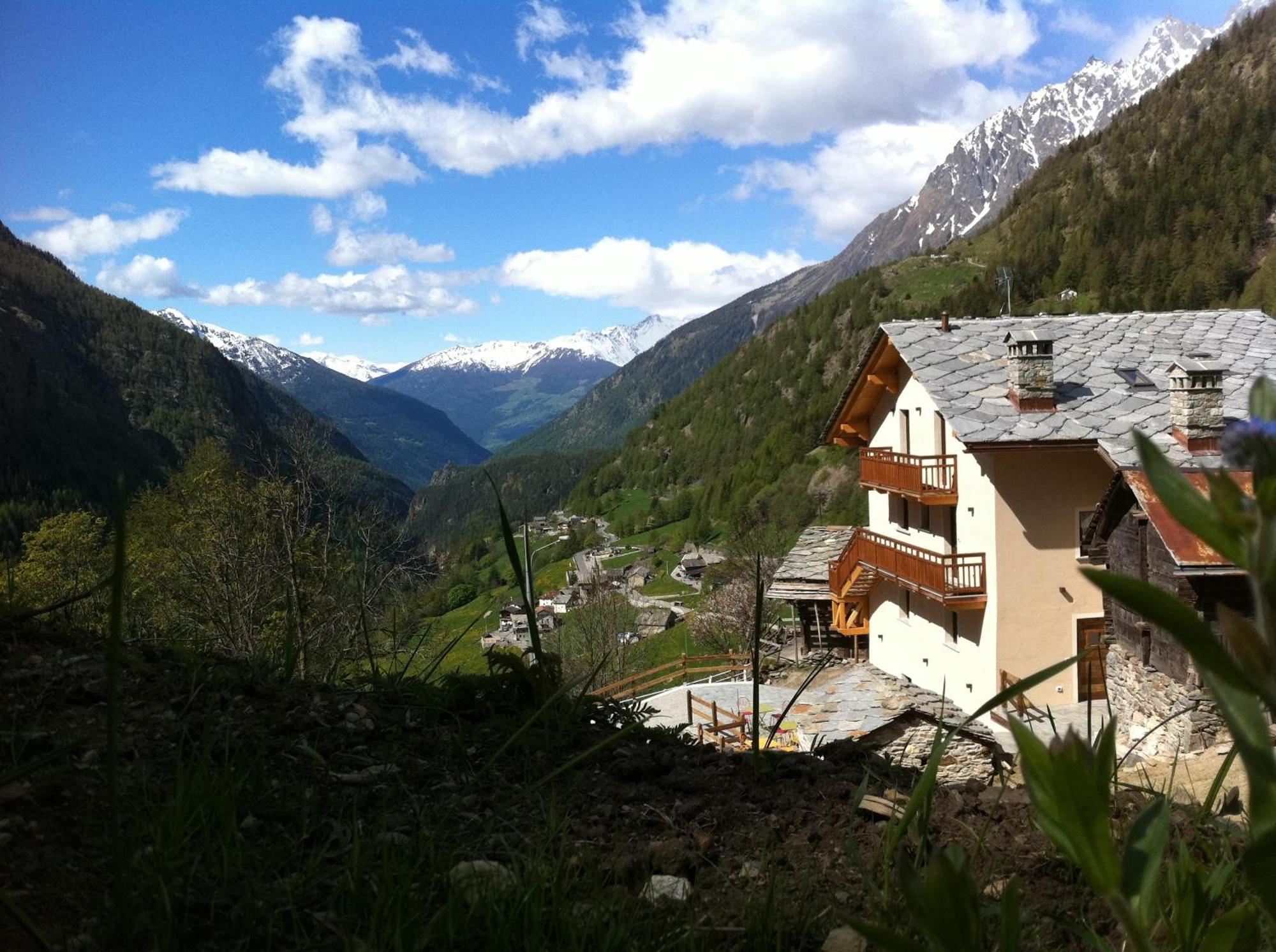 Alpe Rebelle Bed & Breakfast Bionaz Exterior photo